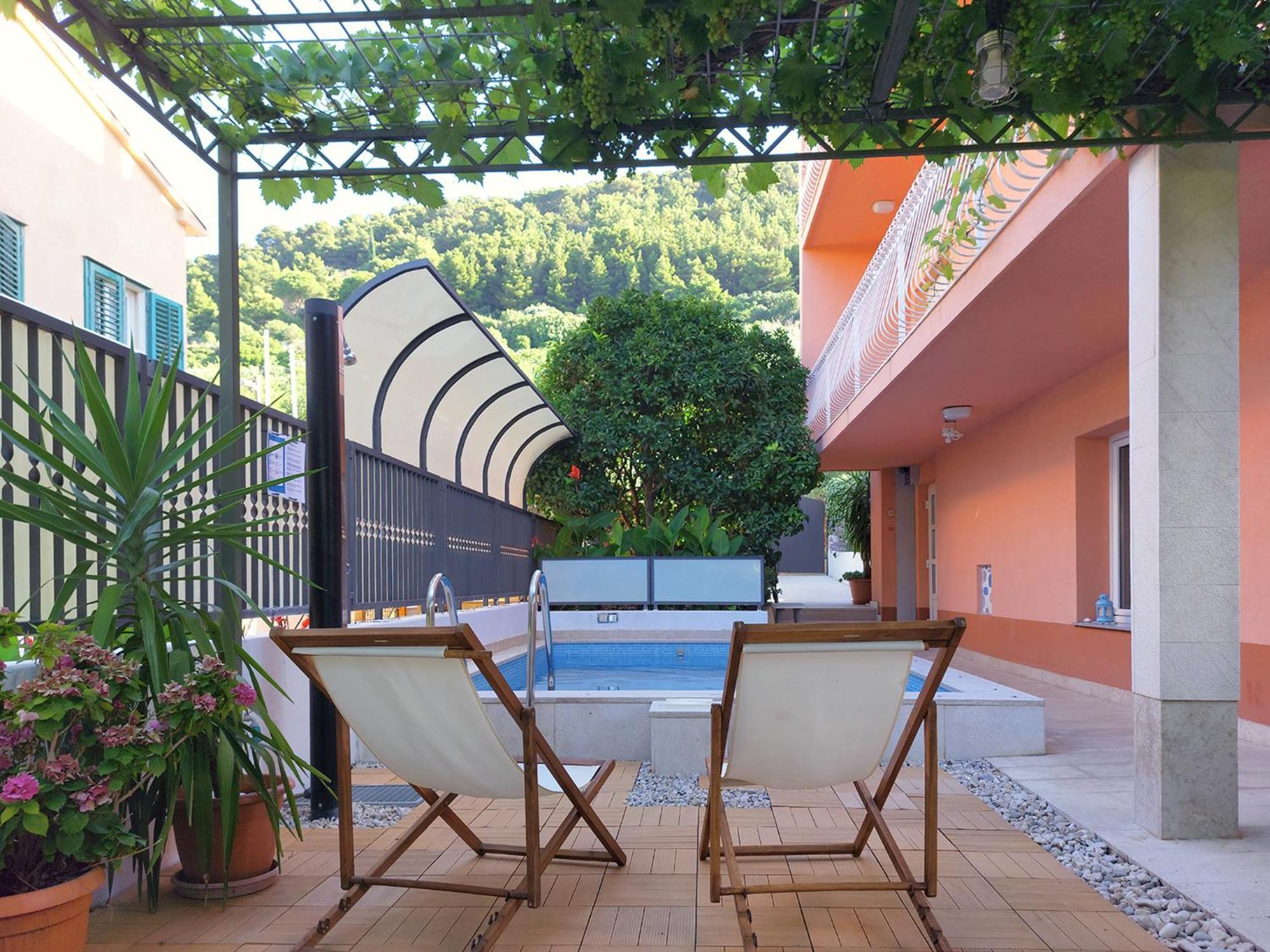 Poolside Paradise - A Hidden Gem In ספליט מראה חיצוני תמונה